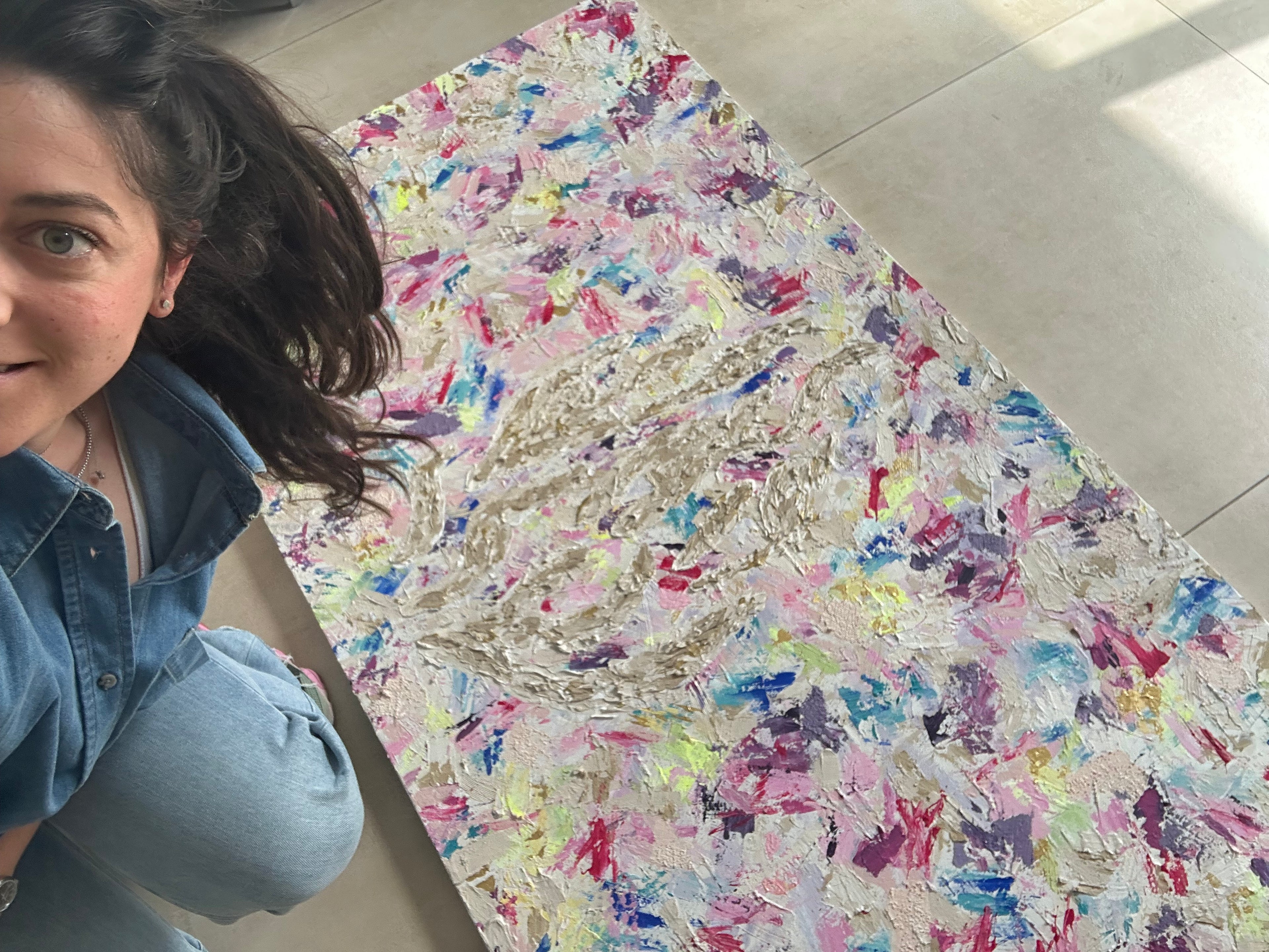 Close-up of Masterpiece — Pastel Aesh Sheli revealing hand-painted details, rich color layers and movement on canvas